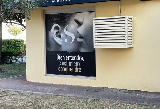 vue depuis l'avenue de Lattre de Tassigny du côté du centre sonance de Fréjus