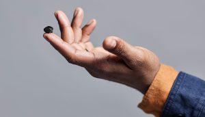 Appareil auditif discret et rechargeable